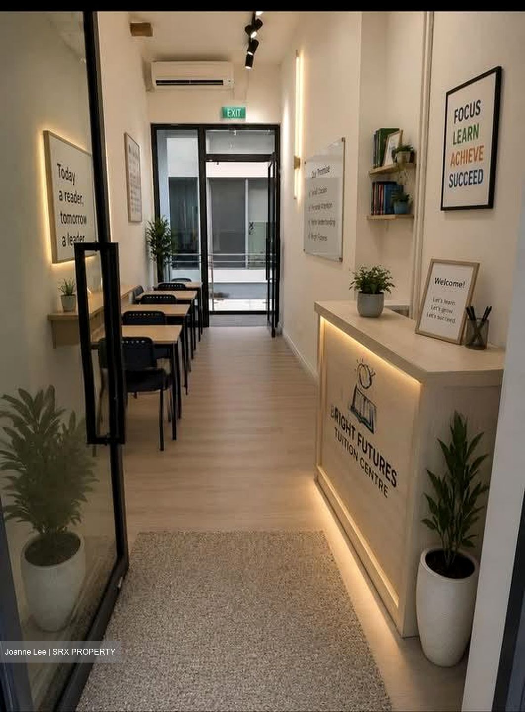 The Promenade@Pelikat (D19), Shop House #568725181